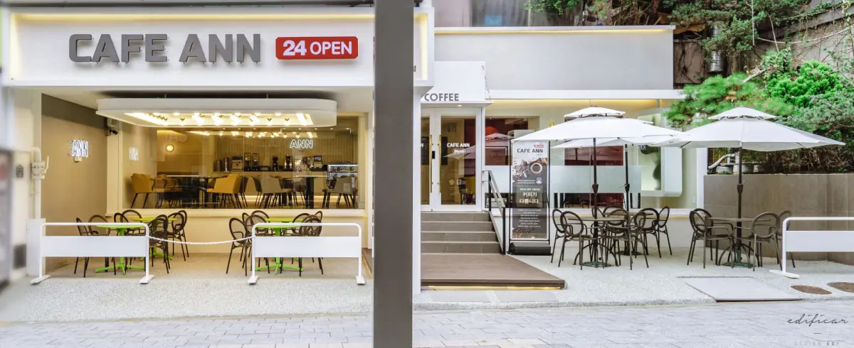 24시간 운영 화이트톤 모던 오픈 테라스 카페